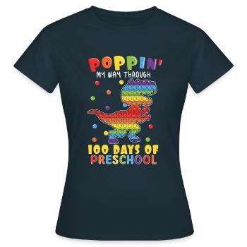 100e jour Pop Préscolaire Dinosaure 100 Jour D’école - T-shirt Femme - marine - Devant - AI Model Female 172 dark (172cm)