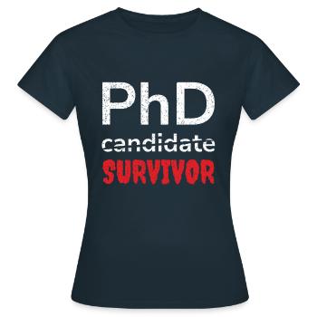 Doktorand, PhD, Überlebender, Absolvent der Ärzte - Frauen T-Shirt - Navy - Vorne - AI Model Female 172 dark (172cm)