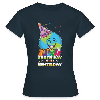 Protect Oceans Day Earth Day auch meine Geburt - Frauen T-Shirt - Navy - Vorne - AI Model Female 172 dark (172cm)