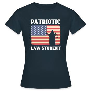 Etudiant en droit patriotique. Examen du barreau. Avocat - T-shirt Femme - marine - Devant - AI Model Female 172 dark (172cm)