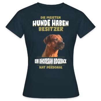 Rhodesian Ridgeback Tshirt - Rhodesian Ridgeback - Frauen T-Shirt - Navy - Vorne - AI Model Female 172 dark (172cm)