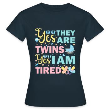 Funny Twin Parents Twin Mother Father Matching - Frauen T-Shirt - Navy - Vorne - AI Model Female 172 dark (172cm)