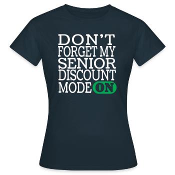 Pension de retraité drôle - T-shirt Femme - marine - Devant - AI Model Female 172 dark (172cm)