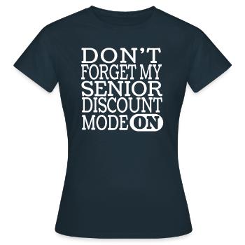 Pension de retraité drôle - T-shirt Femme - marine - Devant - AI Model Female 172 dark (172cm)