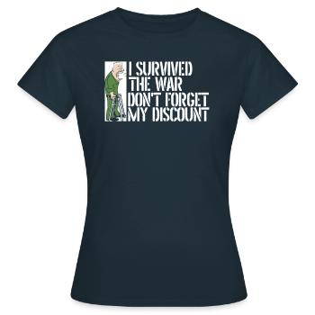 Pension de retraité drôle N’oubliez pas ma réduction - T-shirt Femme - marine - Devant - AI Model Female 172 dark (172cm)