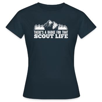 Insigne scout - T-shirt Femme - marine - Devant - AI Model Female 172 dark (172cm)