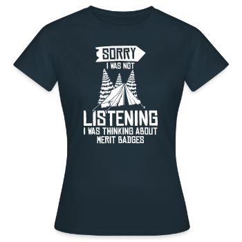 Insigne scout - T-shirt Femme - marine - Devant - AI Model Female 172 dark (172cm)
