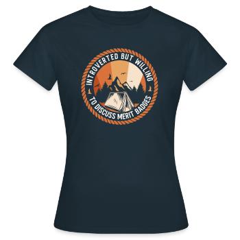 Insigne scout - T-shirt Femme - marine - Devant - AI Model Female 172 dark (172cm)