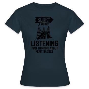 Insigne scout - T-shirt Femme - marine - Devant - AI Model Female 172 dark (172cm)