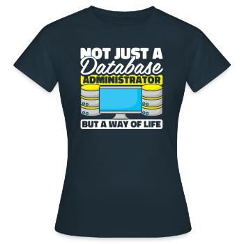 Datenbank Administrator - Frauen T-Shirt - Navy - Vorne - AI Model Female 172 dark (172cm)