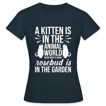 Ein Kätzchen Ist In Der Tierwelt - Frauen T-Shirt - Navy - Vorne - AI Model Female 172 dark (172cm)