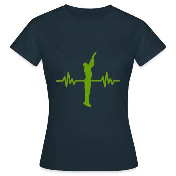 Haertbeat Basketball - USA - Team Sport - Hoops - Frauen T-Shirt - Navy - Vorne - AI Model Female 172 dark (172cm)