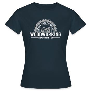Menuisier cadeau de menuisier - T-shirt Femme - marine - Devant - AI Model Female 172 dark (172cm)