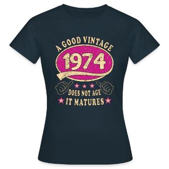 49e anniversaire 1974 49er Bon millésime - T-shirt Femme - marine - Devant - AI Model Female 172 dark (172cm)