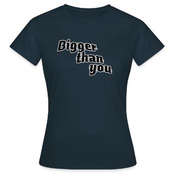 Plus grand que vous - T-shirt Femme - marine - Devant - AI Model Female 172 dark (172cm)