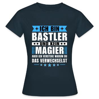 Ich bin Bastler und kein Magier - Frauen T-Shirt - Navy - Vorne - AI Model Female 172 dark (172cm)