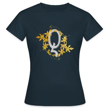 monogramme Q - T-shirt Femme - marine - Devant - AI Model Female 172 dark (172cm)