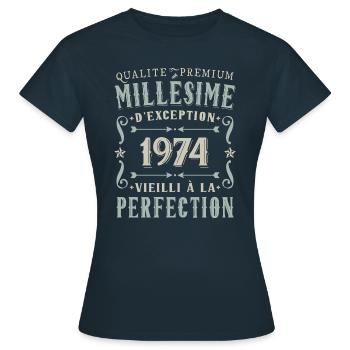 Anniversaire Millésime 1974 Cadeau Fête - T-shirt Femme - marine - Devant - AI Model Female 172 dark (172cm)