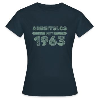 Arbeitslos seit 1963 - Frauen T-Shirt - Navy - Vorne - AI Model Female 172 dark (172cm)