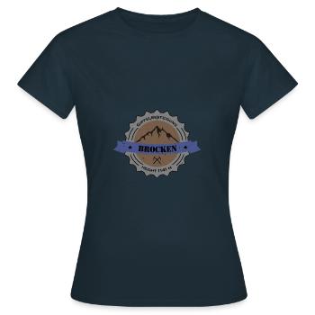 Gipfelbesteigung Brocken Height 1141 m Vintage - Frauen T-Shirt - Navy - Vorne - AI Model Female 172 dark (172cm)
