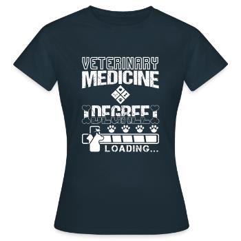 Veterinary Medicine Degree Loading - T-shirt Femme - marine - Devant - AI Model Female 172 dark (172cm)