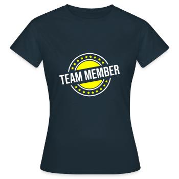 Membres de l’équipe - T-shirt Femme - marine - Devant - AI Model Female 172 dark (172cm)