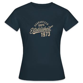 Guaranteed Released Vintage 1973 Birthday - Women's T-Shirt - navy - Front - AI Model Female 172 dark (172cm)