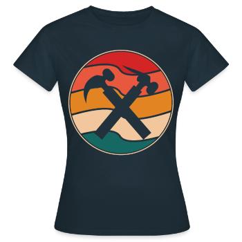 Mauerer Retro - Frauen T-Shirt - Navy - Vorne - AI Model Female 172 dark (172cm)