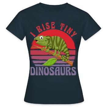 Je lève de minuscules dinosaures - T-shirt Femme - marine - Devant - AI Model Female 172 dark (172cm)