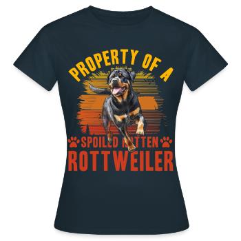 Propriété d’un Rottweiler pourri gâté - T-shirt Femme - marine - Devant - AI Model Female 172 dark (172cm)