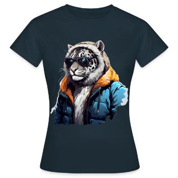 Streetstyle Schneeleopard | Leoparden-Liebhaber - Frauen T-Shirt - Navy - Vorne - AI Model Female 172 dark (172cm)