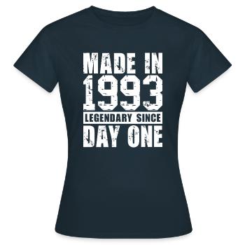 Fabriqué en 1993, légendaire depuis le premier jour - T-shirt Femme - marine - Devant - AI Model Female 172 dark (172cm)