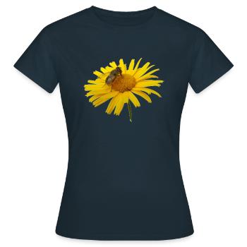 Les hoverflies sont également des insectes utiles - T-shirt Femme - marine - Devant - AI Model Female 172 dark (172cm)