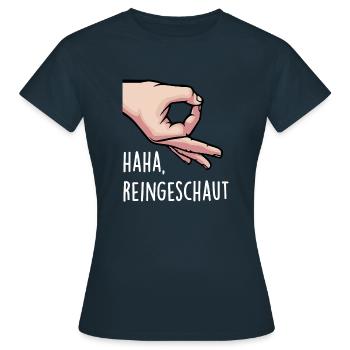 Drôle Haha regardé doigt trou chemise - T-shirt Femme - marine - Devant - AI Model Female 172 dark (172cm)
