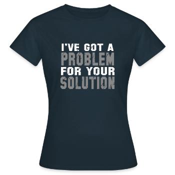 J’ai un problème pour votre solution - T-shirt Femme - marine - Devant - AI Model Female 172 dark (172cm)