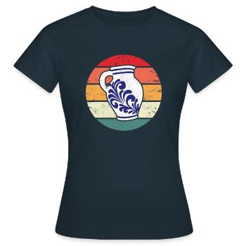 Bembel Vintage Hessen Frankfurt Ebbelwoi Apfelwein - Frauen T-Shirt - Navy - Vorne - AI Model Female 172 dark (172cm)