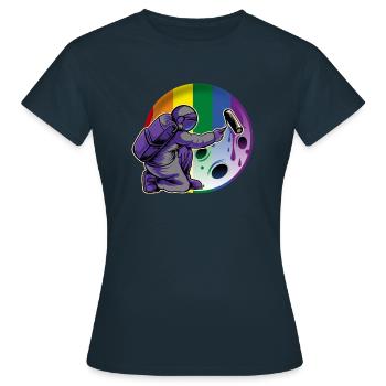 LGBTQ Astronaut - Frauen T-Shirt - Navy - Vorne - AI Model Female 172 dark (172cm)