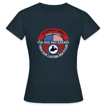 La volonté des vétérans américains - T-shirt Femme - marine - Devant - AI Model Female 172 dark (172cm)