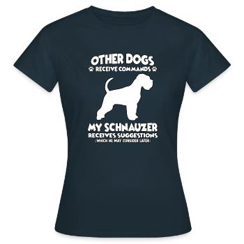 Drôle d’obéissance Schnauzer Chiens de dressage - T-shirt Femme - marine - Devant - AI Model Female 172 dark (172cm)