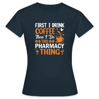 Produits pharmaceutiques Médecine Produits pharmaceutiques Pharmacie - T-shirt Femme - marine - Devant - AI Model Female 172 dark (172cm)