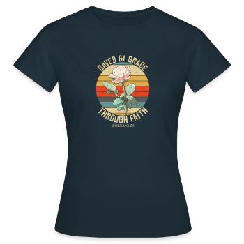 Sauvé par la grâce Éphésiens Écriture Christian Cool - T-shirt Femme - marine - Devant - AI Model Female 172 dark (172cm)