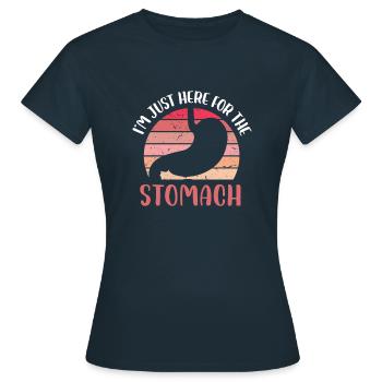 Je suis juste ici pour la chirurgie gastrique de l’estomac - T-shirt Femme - marine - Devant - AI Model Female 172 dark (172cm)