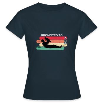 Promu papa - T-shirt Femme - marine - Devant - AI Model Female 172 dark (172cm)