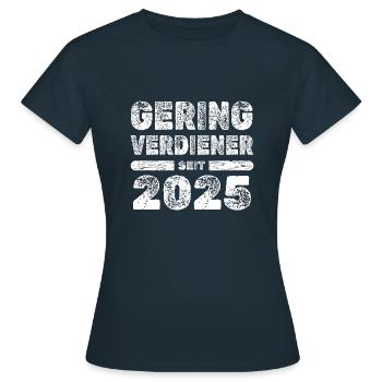Personnes à faible revenu 2025 - T-shirt Femme - marine - Devant - AI Model Female 172 dark (172cm)
