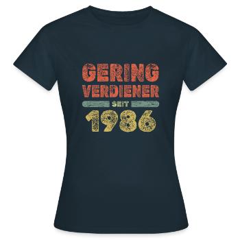 Personnes à faible revenu 1986 - T-shirt Femme - marine - Devant - AI Model Female 172 dark (172cm)