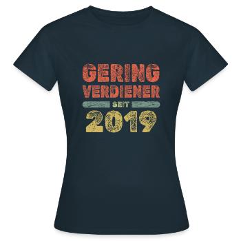 Décision 2019 - T-shirt Femme - marine - Devant - AI Model Female 172 dark (172cm)