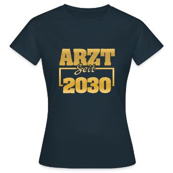Aerztin 2030 - Frauen T-Shirt - Navy - Vorne - AI Model Female 172 dark (172cm)