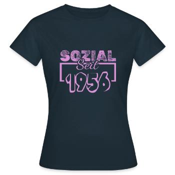 Sozial 1956 - Frauen T-Shirt - Navy - Vorne - AI Model Female 172 dark (172cm)