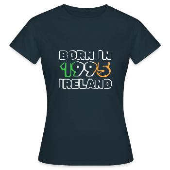 Born in 1995 - Women's T-Shirt - navy - Front - AI Model Female 172 dark (172cm)