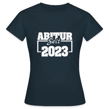 2023 - Frauen T-Shirt - Navy - Vorne - AI Model Female 172 dark (172cm)